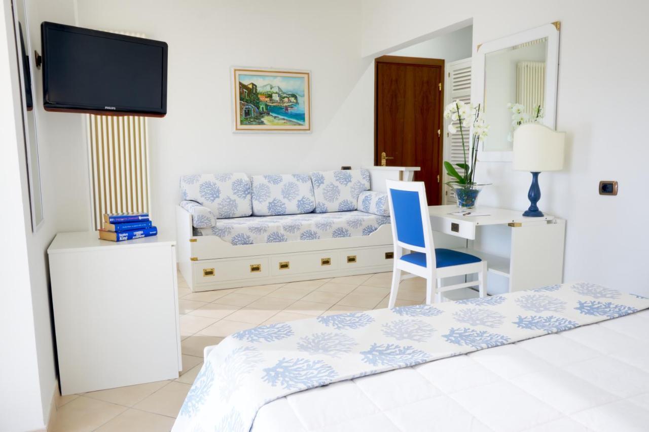 Hotel Caesar Residence & Spa Lido di Camaiore Exterior photo